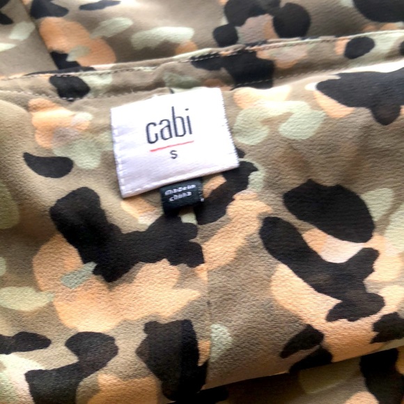 Cabi off Shoulder ladies soft camouflage shirt - Picture 4 of 4